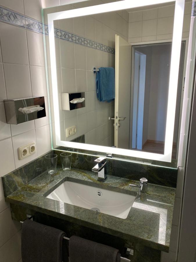 Hotel Lobmeyer Roding Eksteriør bilde