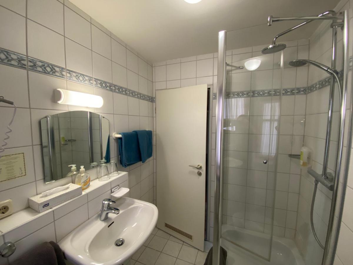 Hotel Lobmeyer Roding Eksteriør bilde