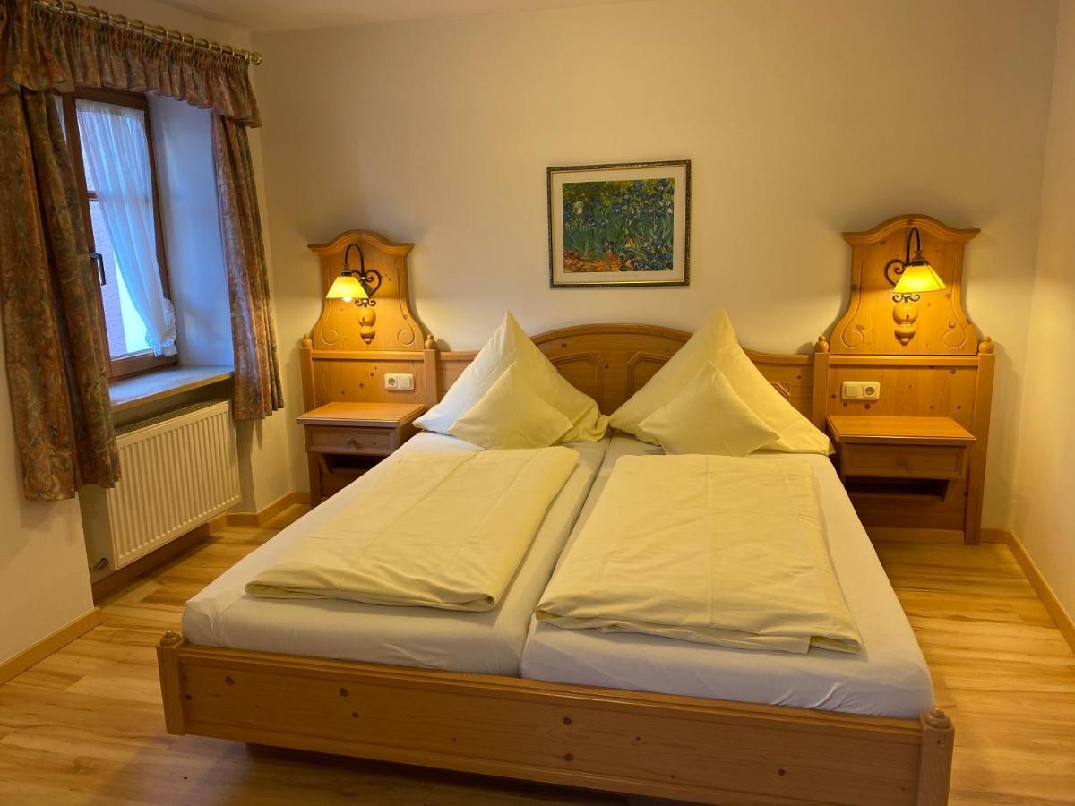 Hotel Lobmeyer Roding Eksteriør bilde